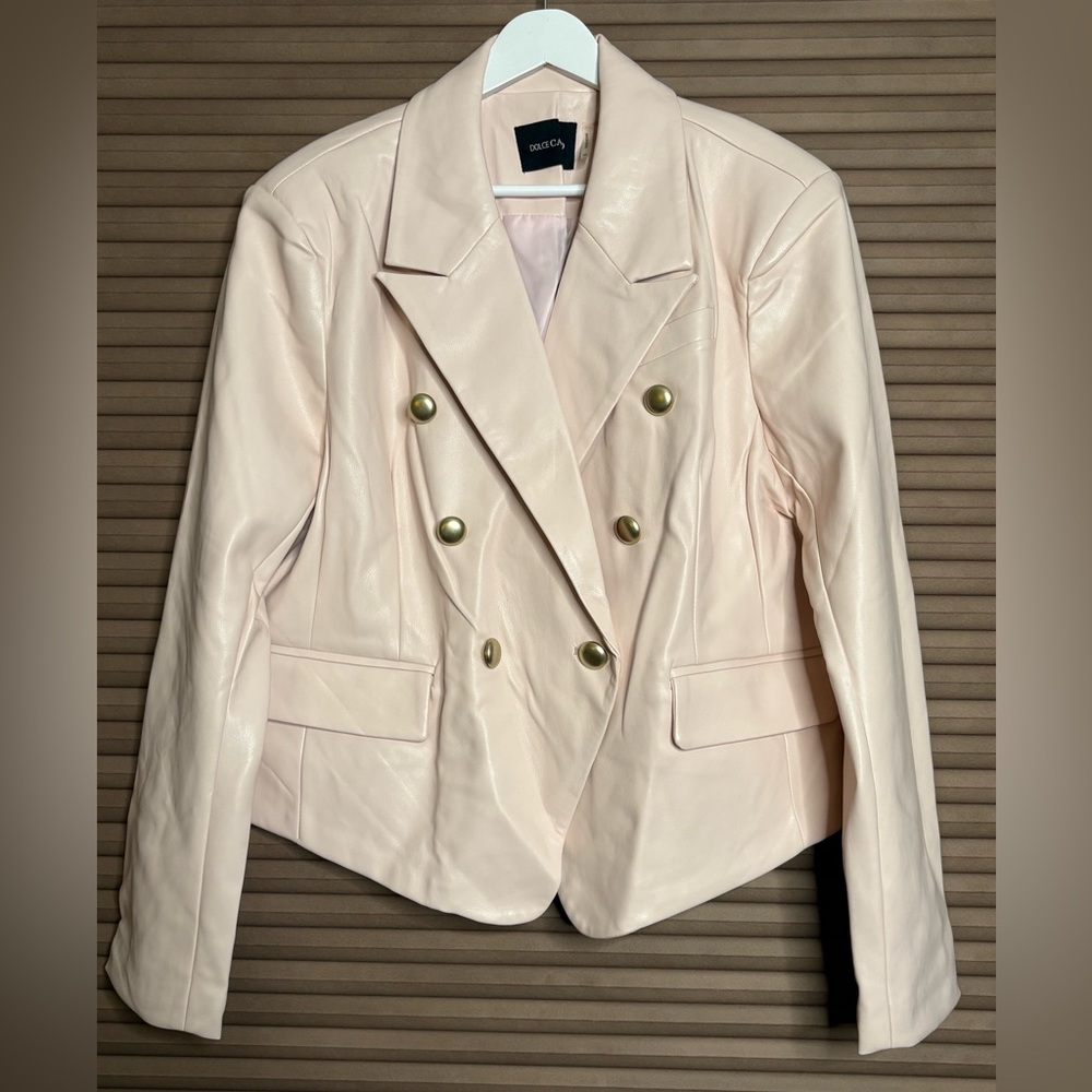 Dolce Cabo Soft Pink Faux Leather Cropped Double-Breasted Blazer